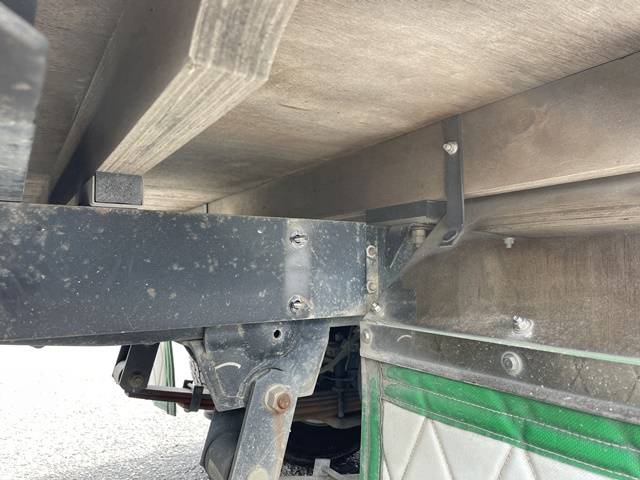 いすゞエルフダブルキャブ（Wキャブ）小型（2t・3t）[写真19]