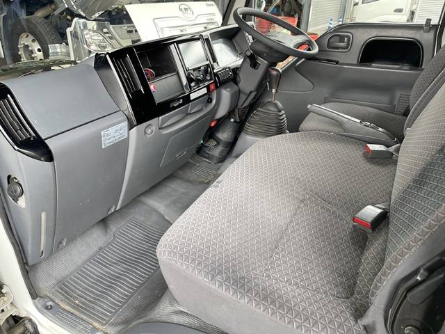 いすゞエルフダブルキャブ（Wキャブ）小型（2t・3t）[写真30]