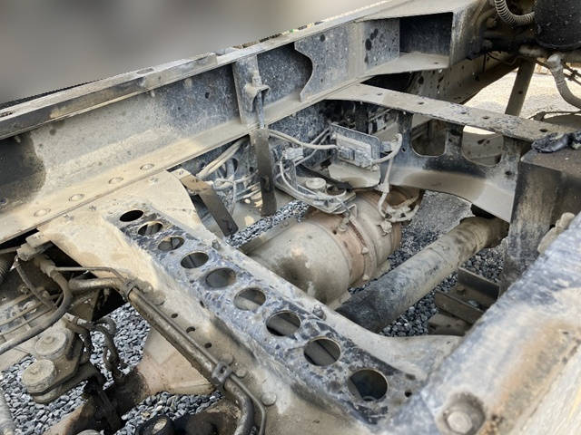 日野レンジャーダンプ中型（4t）[写真24]