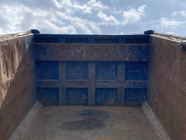 いすゞギガコンテナ専用車大型（10t）[写真11]