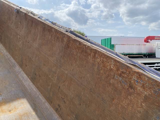 いすゞギガコンテナ専用車大型（10t）[写真12]