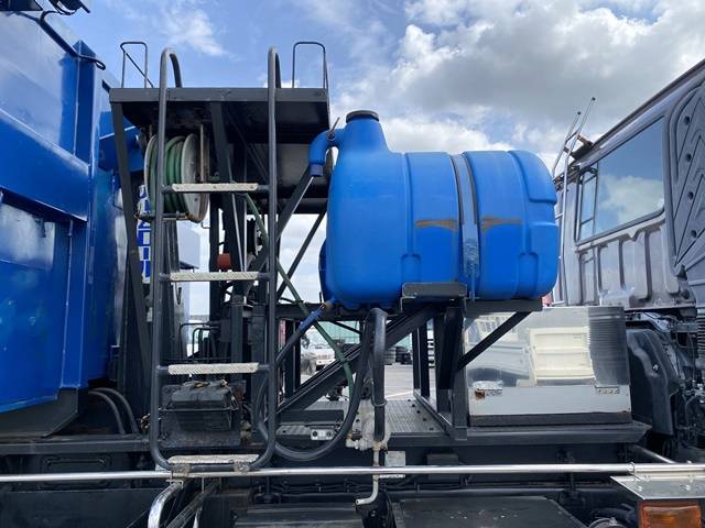 いすゞギガコンテナ専用車大型（10t）[写真16]