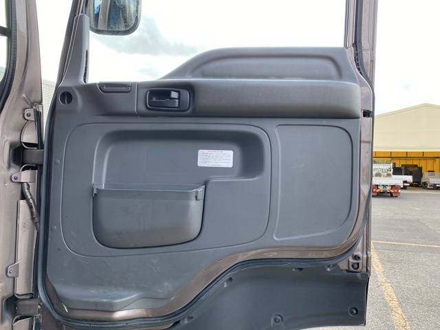 いすゞギガコンテナ専用車大型（10t）[写真29]