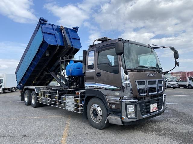 いすゞギガコンテナ専用車大型（10t）[写真03]