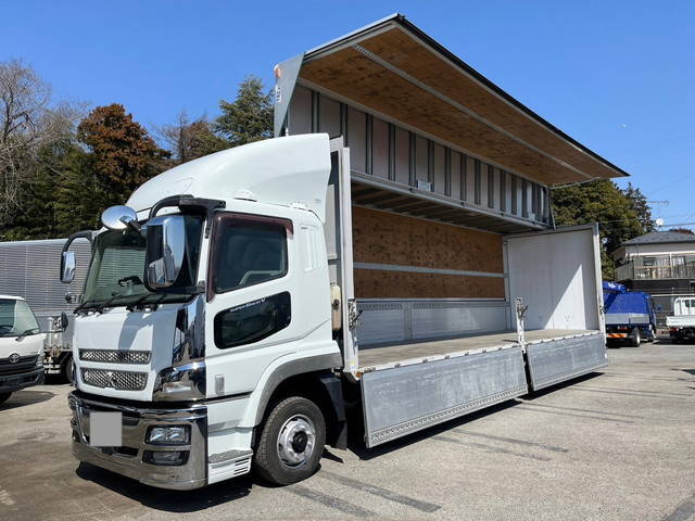 三菱ふそうスーパーグレートアルミウイング大型（10t）[写真14]