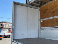 三菱ふそうスーパーグレートアルミウイング大型（10t）[写真17]