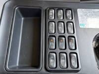 三菱ふそうスーパーグレートアルミウイング大型（10t）[写真26]