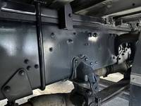 三菱ふそうスーパーグレートアルミウイング大型（10t）[写真36]