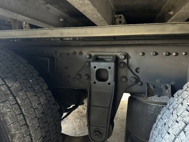 三菱ふそうスーパーグレートアルミウイング大型（10t）[写真37]