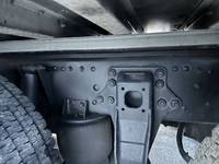 三菱ふそうスーパーグレートアルミウイング大型（10t）[写真40]