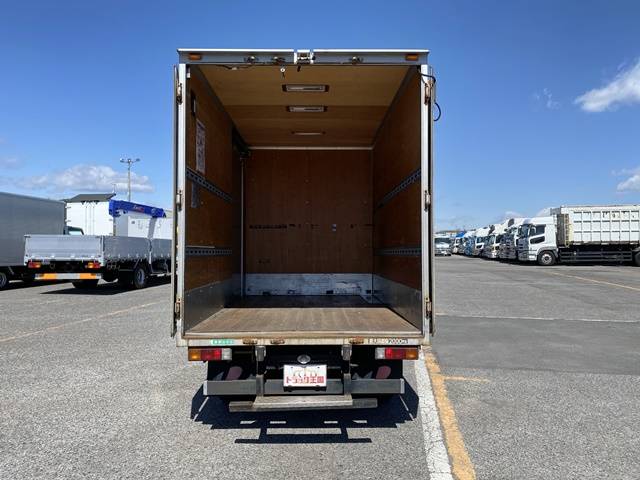 三菱ふそうキャンターアルミバン小型（2t・3t）[写真11]