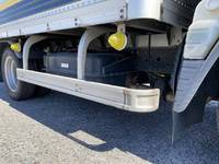 三菱ふそうキャンターアルミバン小型（2t・3t）[写真19]