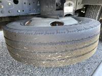 三菱ふそうキャンターアルミバン小型（2t・3t）[写真22]