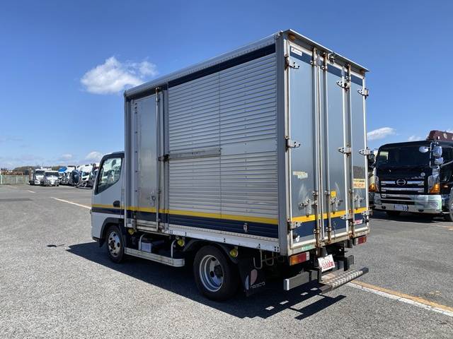 三菱ふそうキャンターアルミバン小型（2t・3t）[写真04]