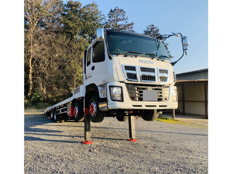 いすゞギガセルフローダー大型（10t）QKG-CYJ77A [写真01]