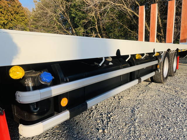 いすゞギガセルフローダー大型（10t）[写真15]