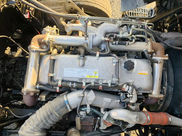 いすゞギガセルフローダー大型（10t）[写真20]