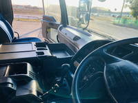 いすゞギガセルフローダー大型（10t）[写真32]