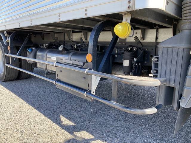 三菱ふそうキャンターアルミバン小型（2t・3t）[写真20]