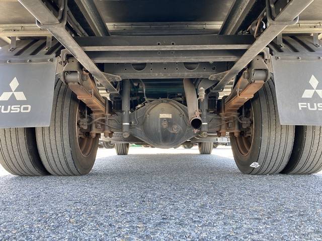 三菱ふそうキャンターアルミバン小型（2t・3t）[写真26]