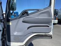 三菱ふそうキャンターアルミバン小型（2t・3t）[写真31]