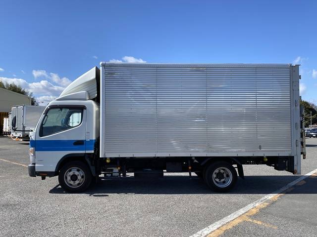 三菱ふそうキャンターアルミバン小型（2t・3t）[写真05]