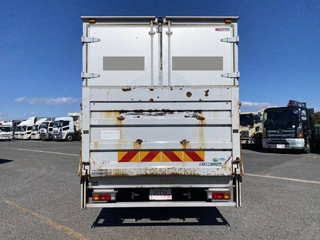 三菱ふそうキャンターアルミバン小型（2t・3t）[写真09]