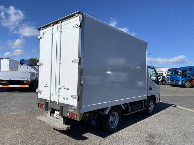 トヨタダイナ冷凍車（冷蔵車）小型（2t・3t）[写真02]