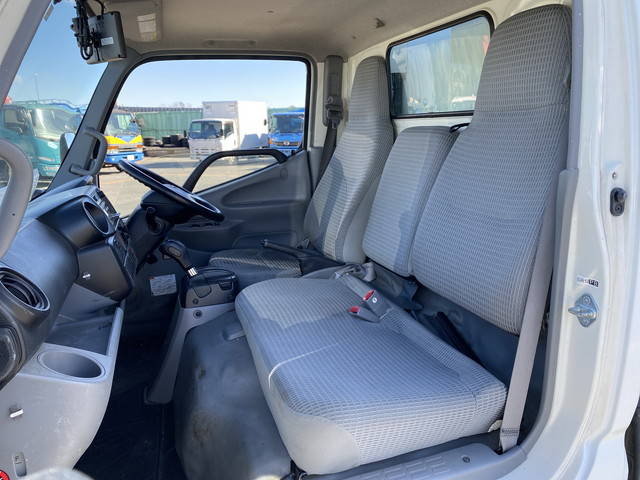 トヨタダイナ冷凍車（冷蔵車）小型（2t・3t）[写真28]