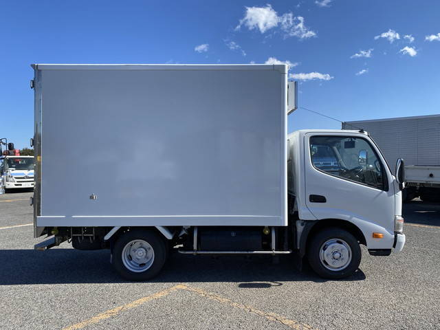 トヨタダイナ冷凍車（冷蔵車）小型（2t・3t）[写真07]