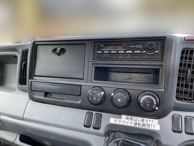 三菱ふそうキャンターダンプ小型（2t・3t）[写真34]