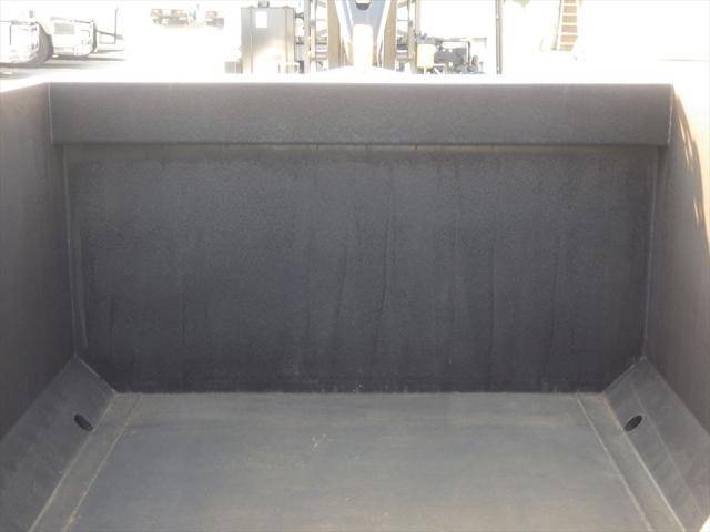 三菱ふそうキャンターコンテナ専用車小型（2t・3t）[写真13]