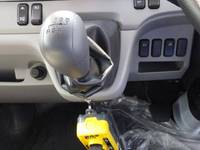 三菱ふそうキャンターコンテナ専用車小型（2t・3t）[写真23]