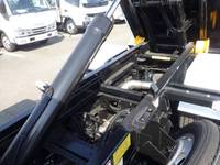 三菱ふそうキャンターコンテナ専用車小型（2t・3t）[写真09]