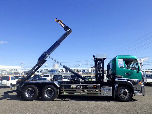 UDトラックスクオンコンテナ専用車大型（10t）[写真24]