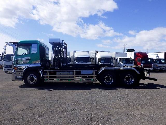 UDトラックスクオンコンテナ専用車大型（10t）[写真04]