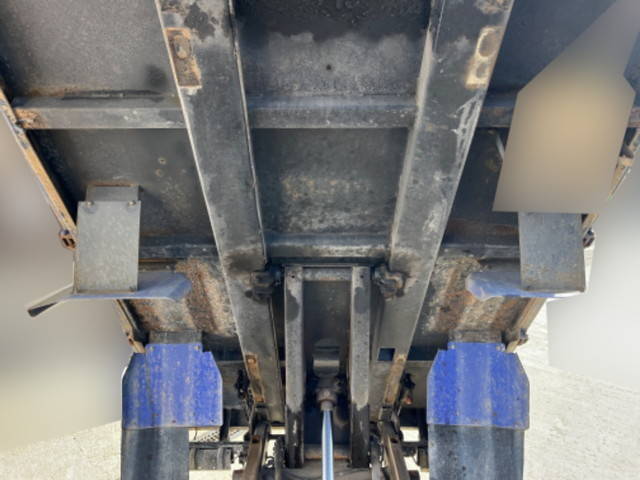 三菱ふそうキャンターダンプ小型（2t・3t）[写真11]