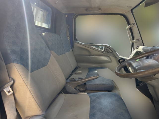 三菱ふそうキャンターダンプ小型（2t・3t）[写真26]