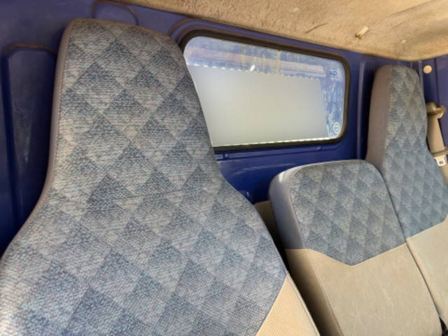 三菱ふそうキャンターダンプ小型（2t・3t）[写真28]