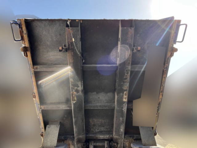 三菱ふそうキャンターダンプ小型（2t・3t）[写真09]