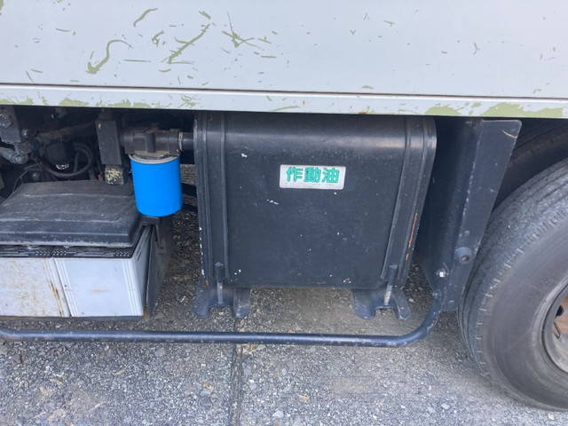 いすゞエルフ高所作業車小型（2t・3t）[写真25]