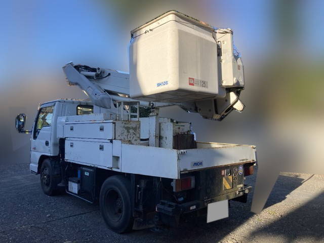 いすゞエルフ高所作業車小型（2t・3t）[写真04]