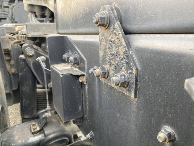 三菱ふそうスーパーグレートトレーラーヘッド（トラクターヘッド）大型（10t）[写真18]