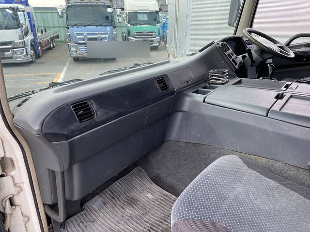 三菱ふそうスーパーグレートトレーラーヘッド（トラクターヘッド）大型（10t）[写真32]