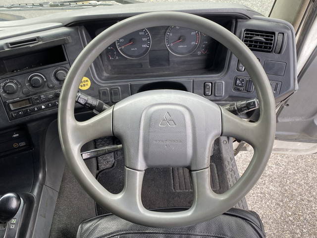 三菱ふそうスーパーグレートトレーラーヘッド（トラクターヘッド）大型（10t）[写真34]