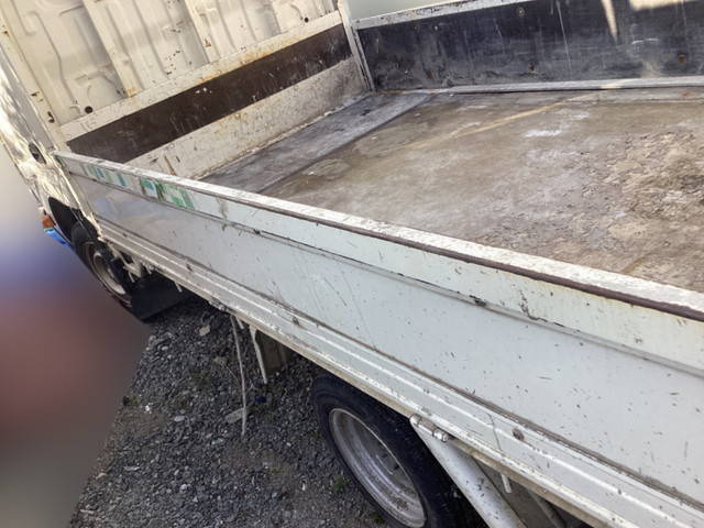 トヨタダイナ平ボディ小型（2t・3t）[写真10]