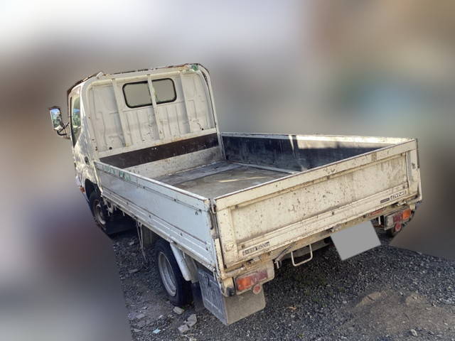 トヨタダイナ平ボディ小型（2t・3t）[写真02]