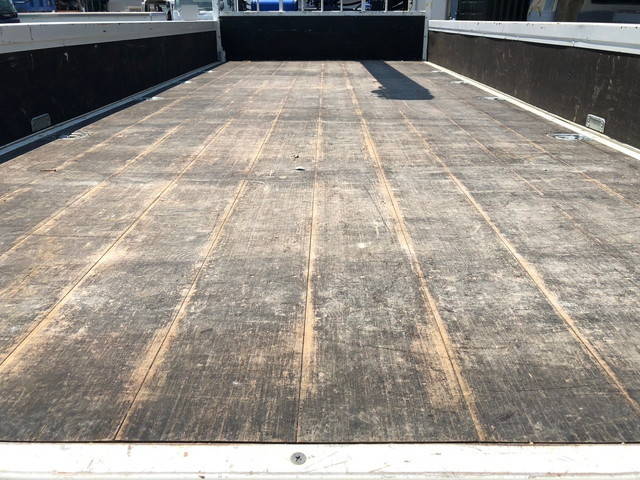 日野レンジャークレーン4段増トン（6t・8t）[写真09]