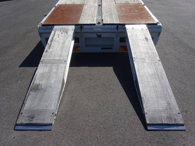 三菱ふそうファイターセルフローダー増トン（6t・8t）[写真09]