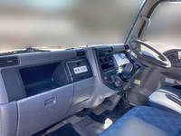 三菱ふそうキャンター高所作業車小型（2t・3t）[写真31]